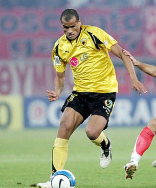 Rivaldo in action for AEK FC 2007-08